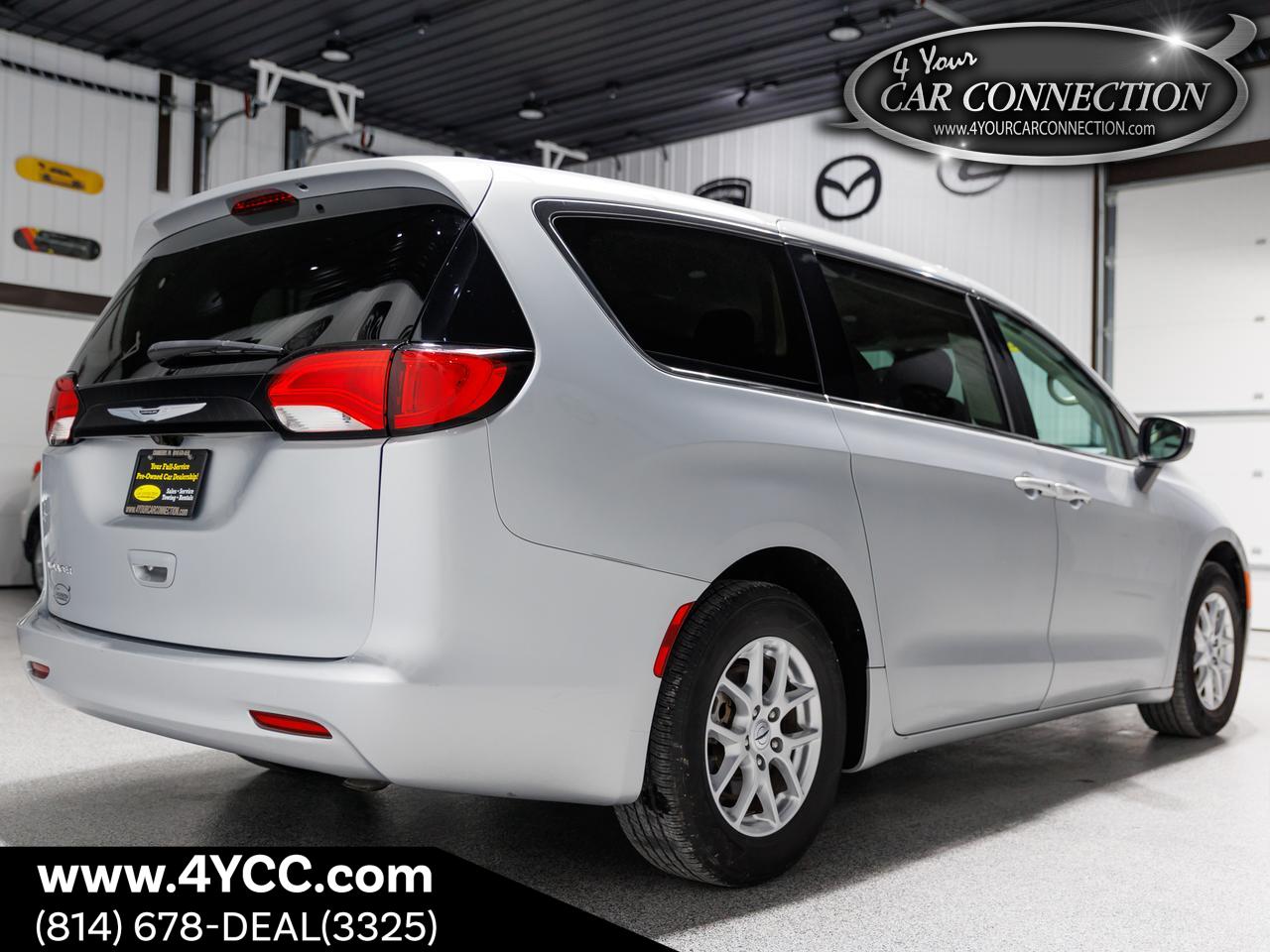 2023 Chrysler Voyager LX 7-Passenger Cranberry PA
