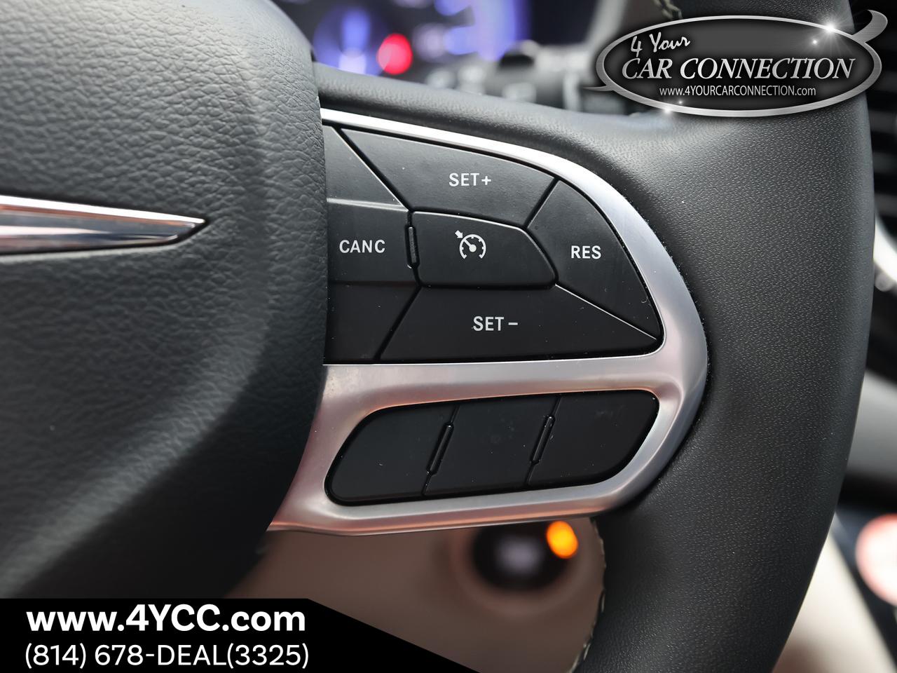 2023 Chrysler Voyager LX 7-Passenger Cranberry PA