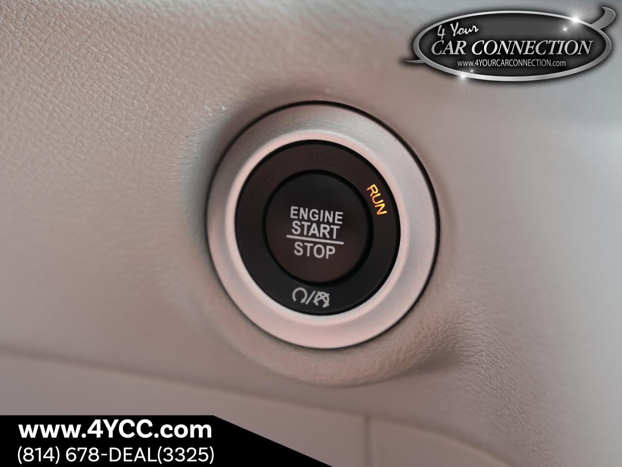 2023 Chrysler Voyager LX 7-Passenger Cranberry PA