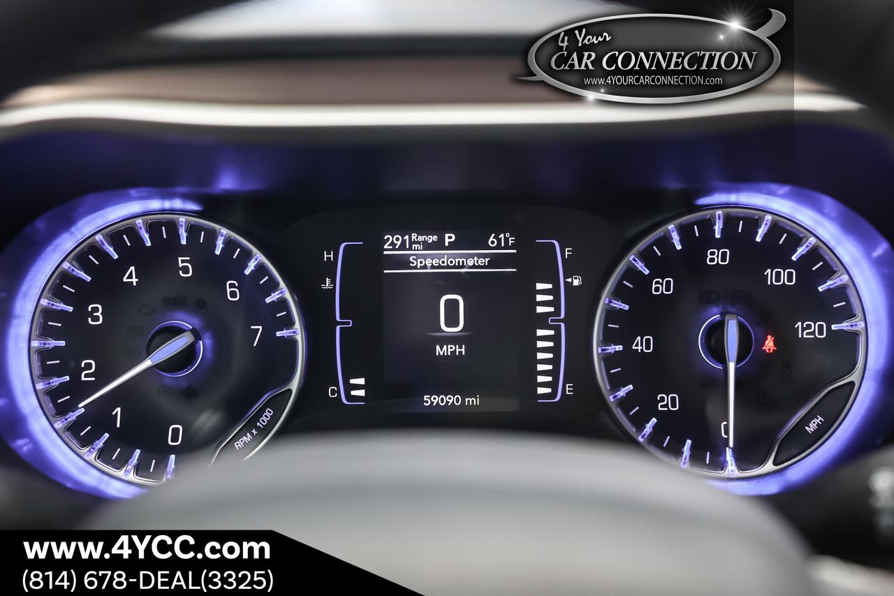 2023 Chrysler Voyager LX 7-Passenger Cranberry PA