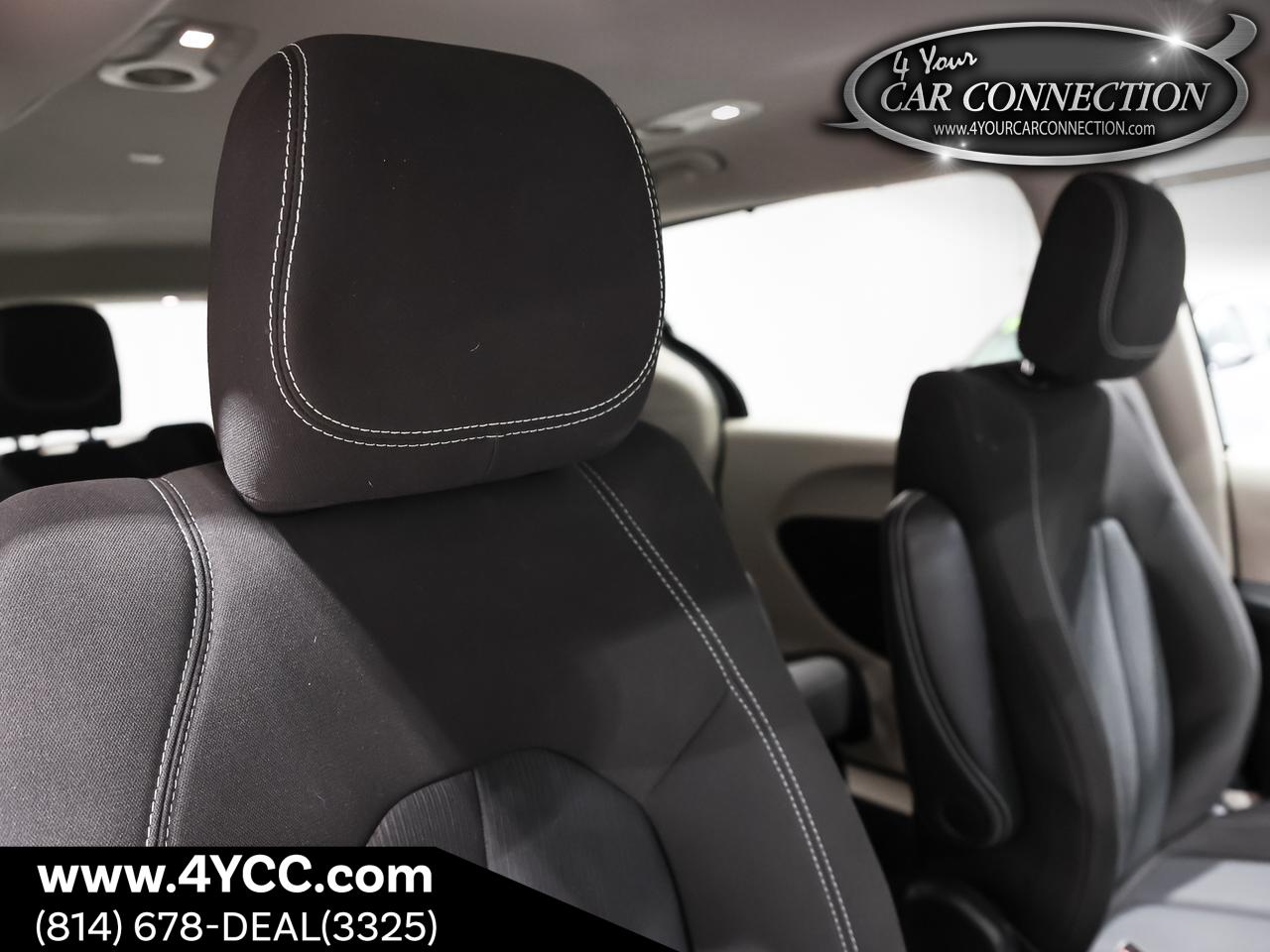 2023 Chrysler Voyager LX 7-Passenger Cranberry PA