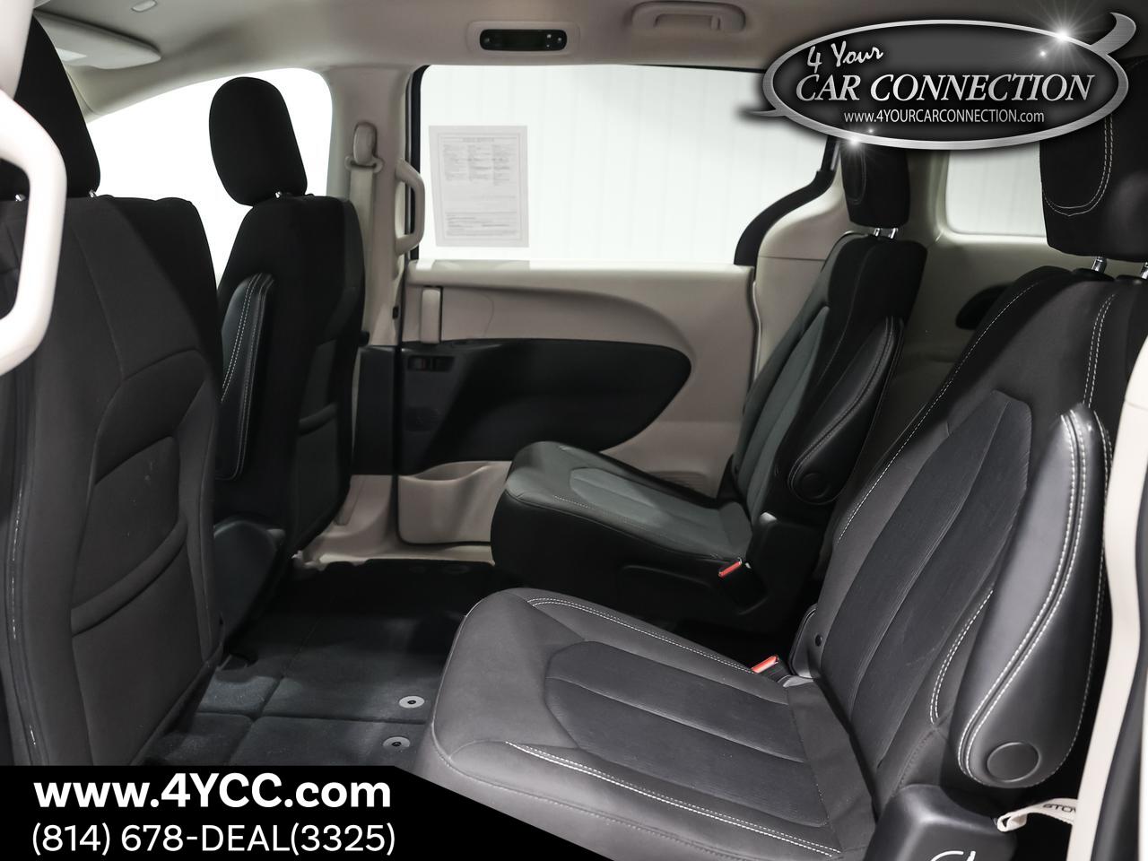 2023 Chrysler Voyager LX 7-Passenger Cranberry PA