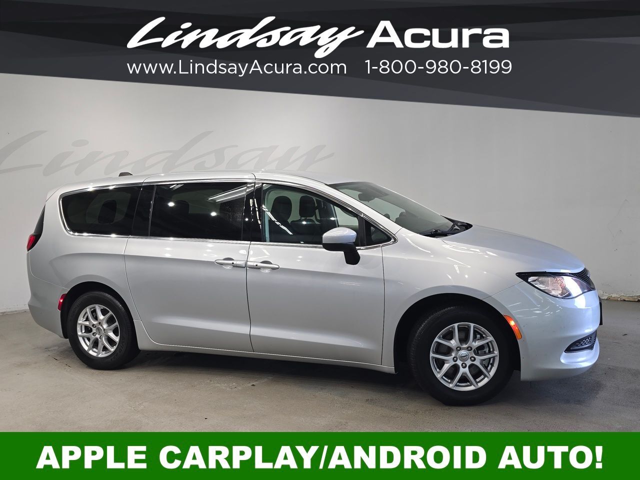 2023 Chrysler Voyager LX