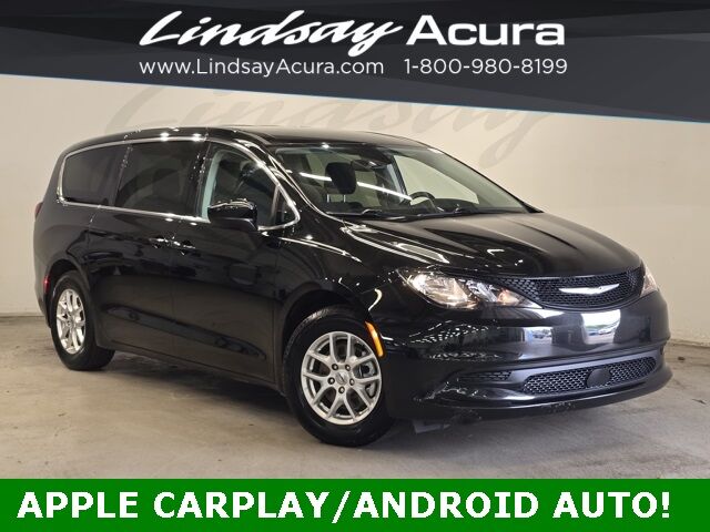 2023 Chrysler Voyager LX Columbus OH