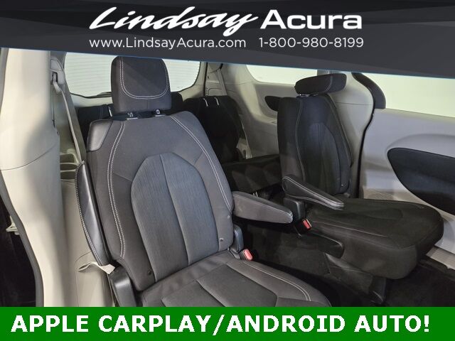 2023 Chrysler Voyager LX Columbus OH