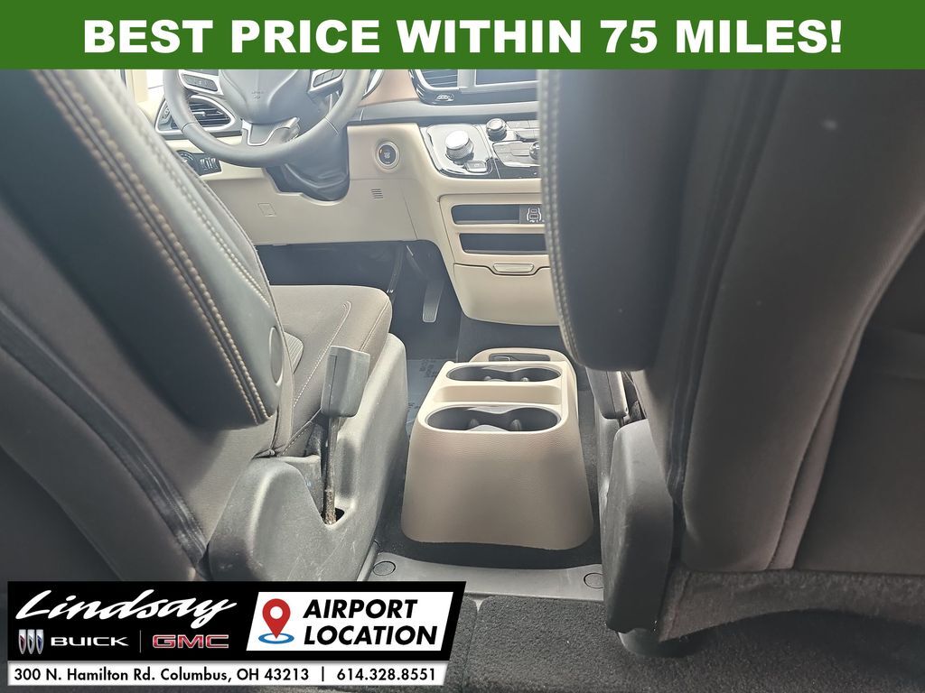 2023 Chrysler Voyager LX Columbus OH