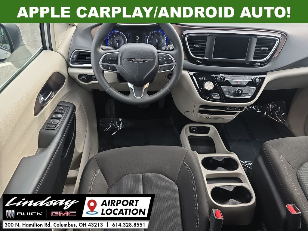 2023 Chrysler Voyager LX Columbus OH