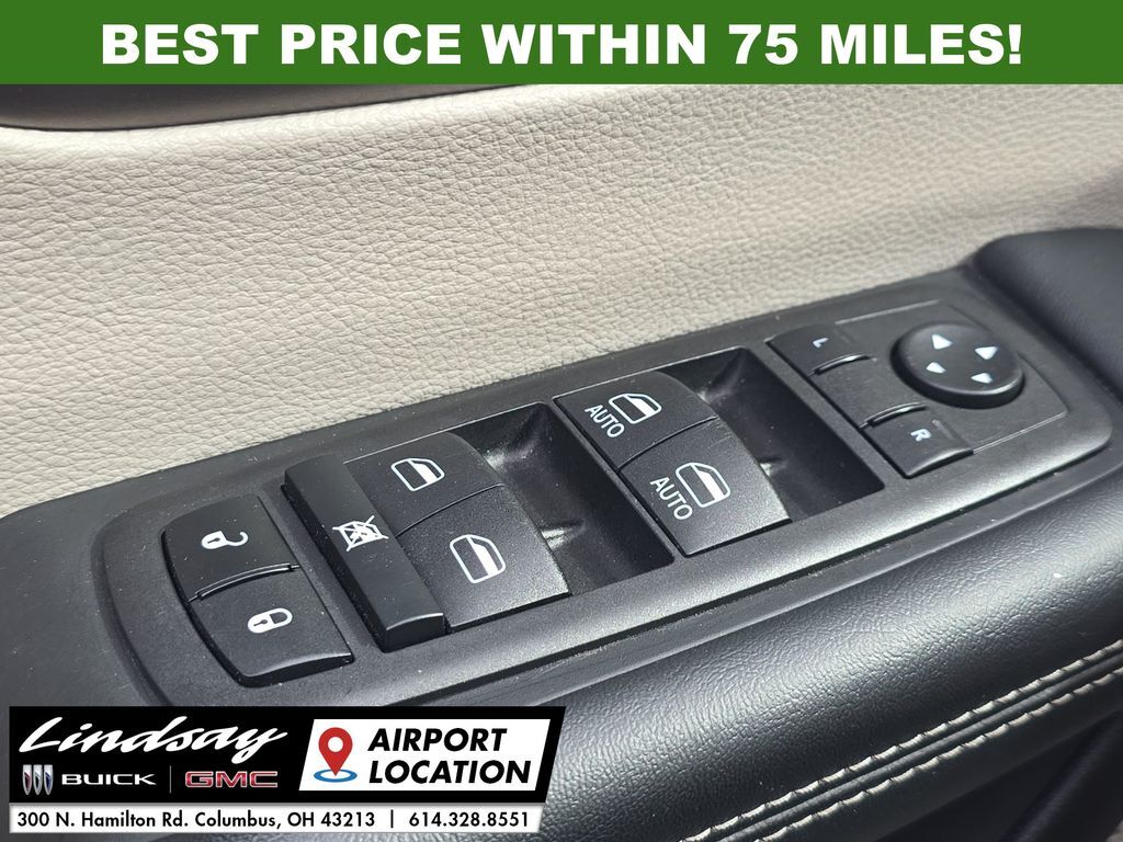 2023 Chrysler Voyager LX Columbus OH