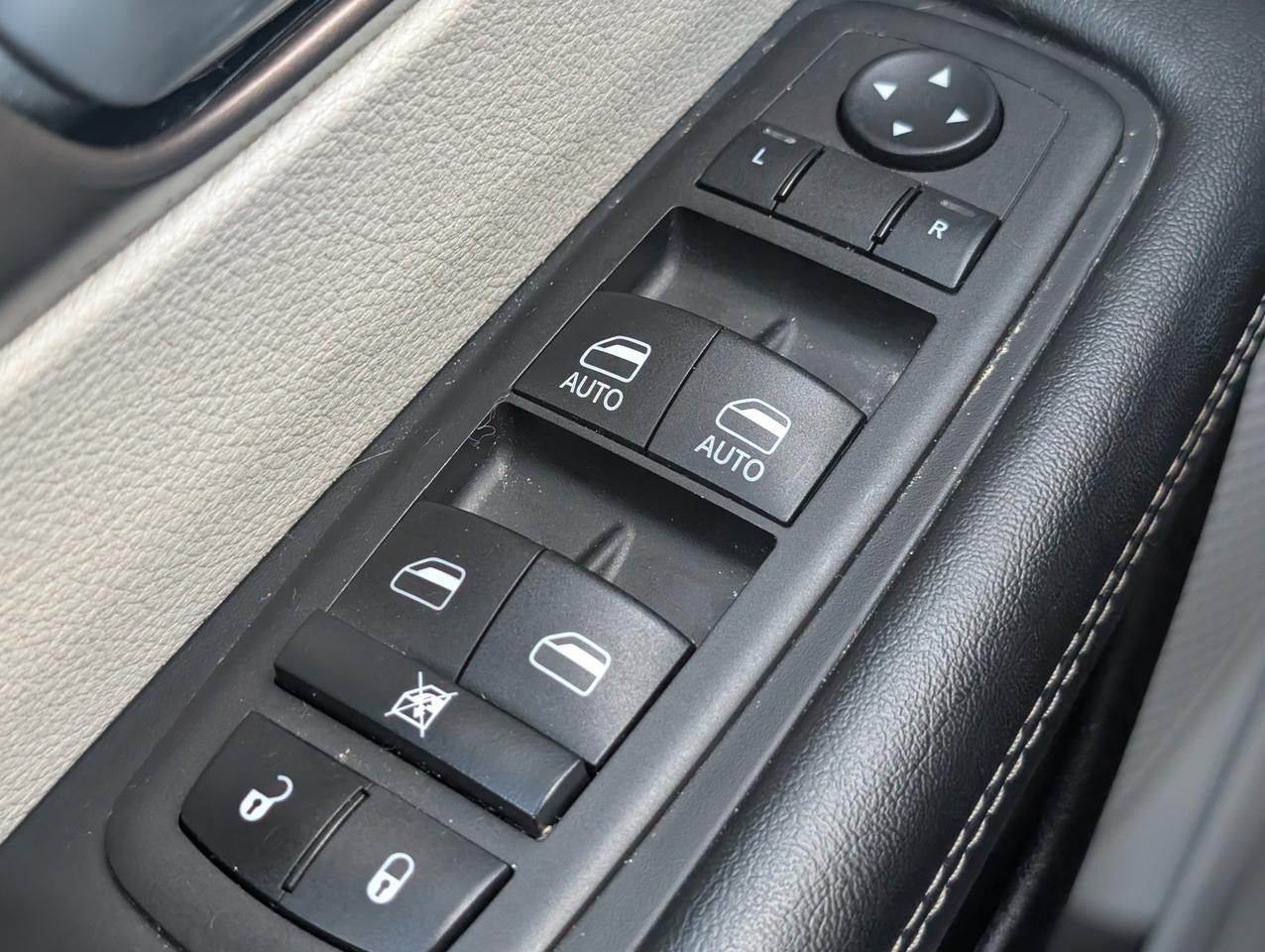 2023 Chrysler Voyager LX Dalton GA