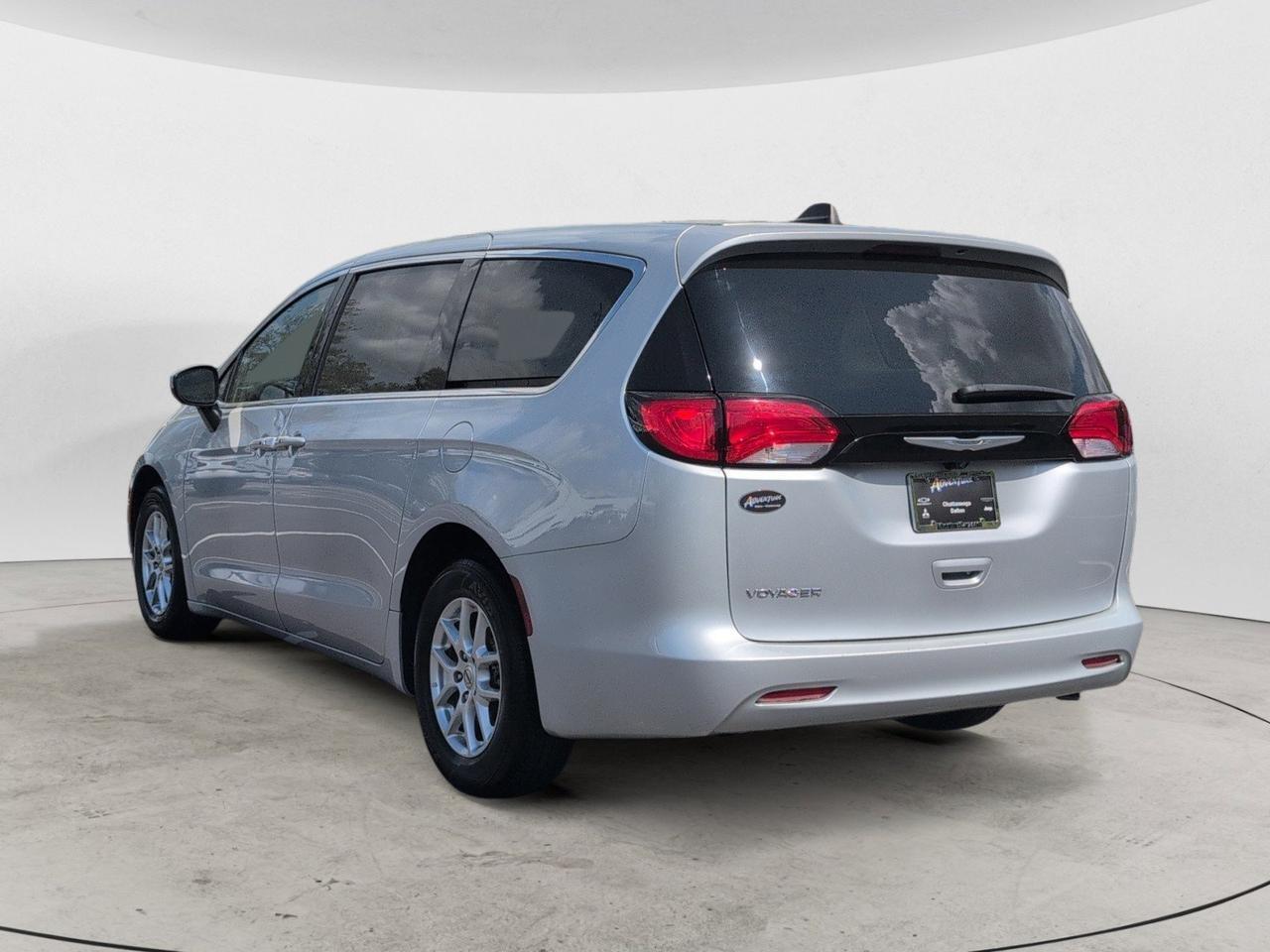 2023 Chrysler Voyager LX Dalton GA