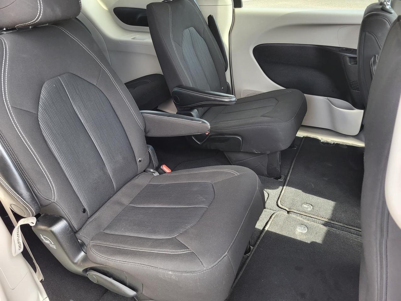 2023 Chrysler Voyager LX FWD Beeville TX