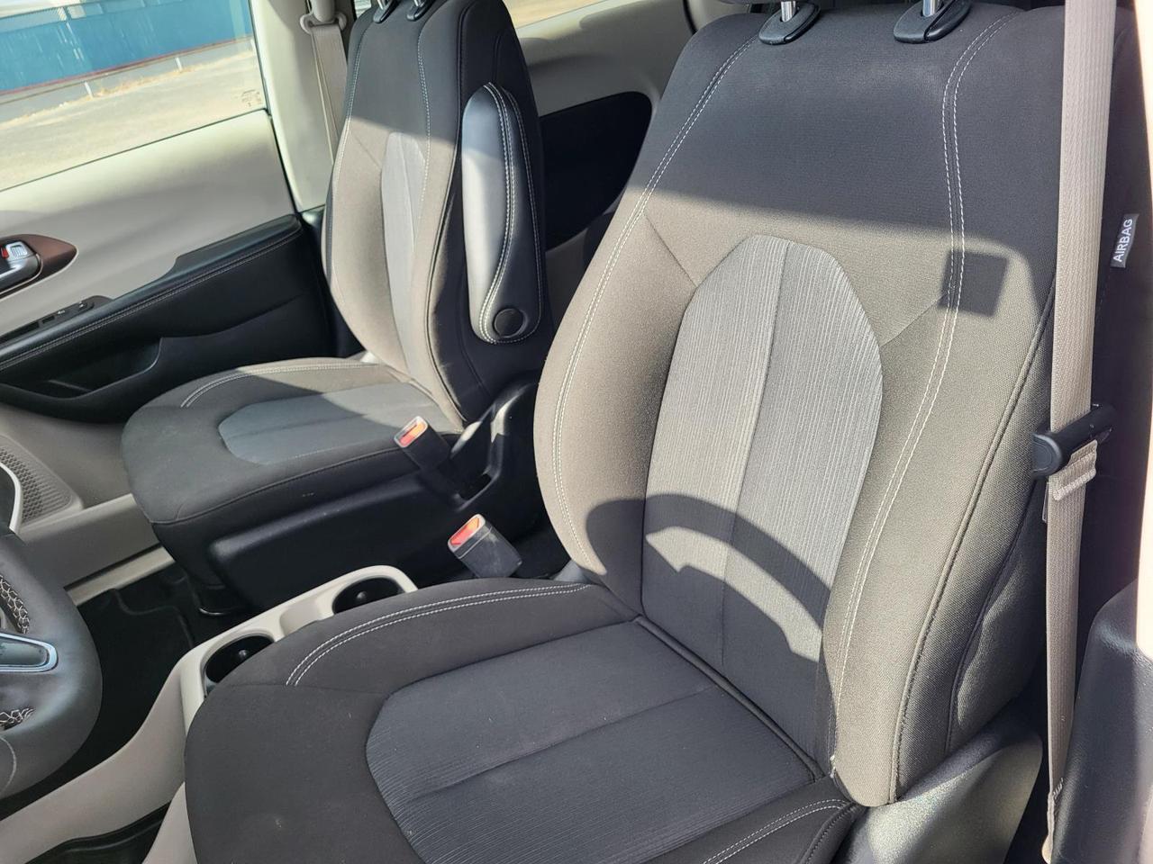 2023 Chrysler Voyager LX FWD Beeville TX