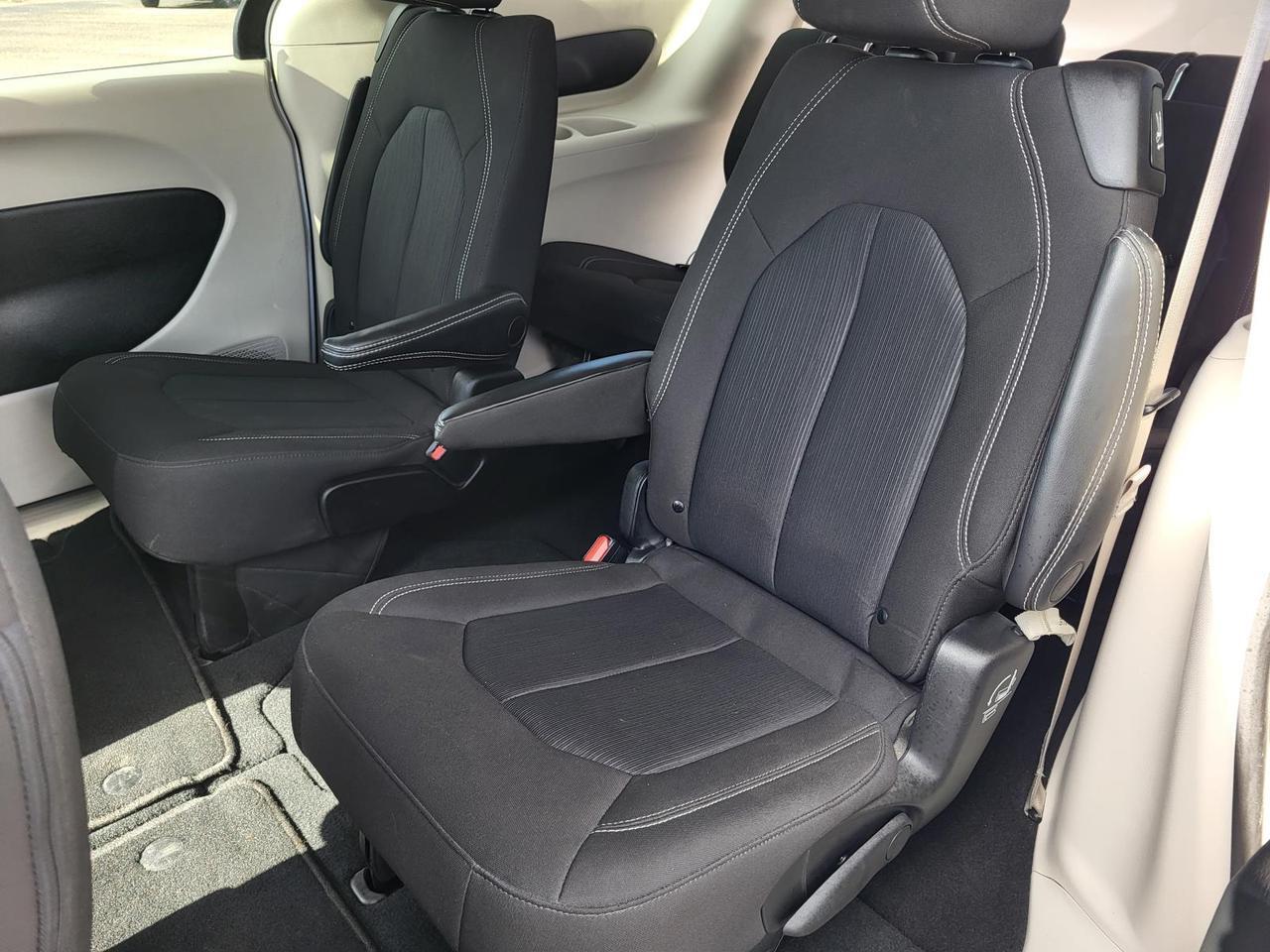 2023 Chrysler Voyager LX FWD Beeville TX