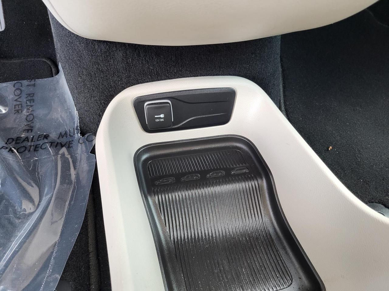 2023 Chrysler Voyager LX FWD Beeville TX