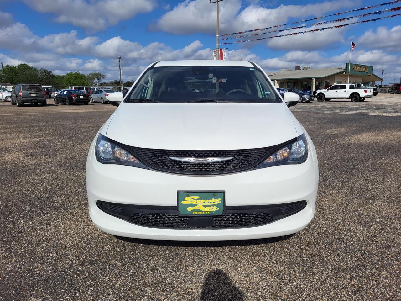 2023 Chrysler Voyager LX FWD Beeville TX