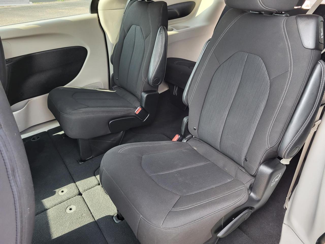 2023 Chrysler Voyager LX FWD Beeville TX