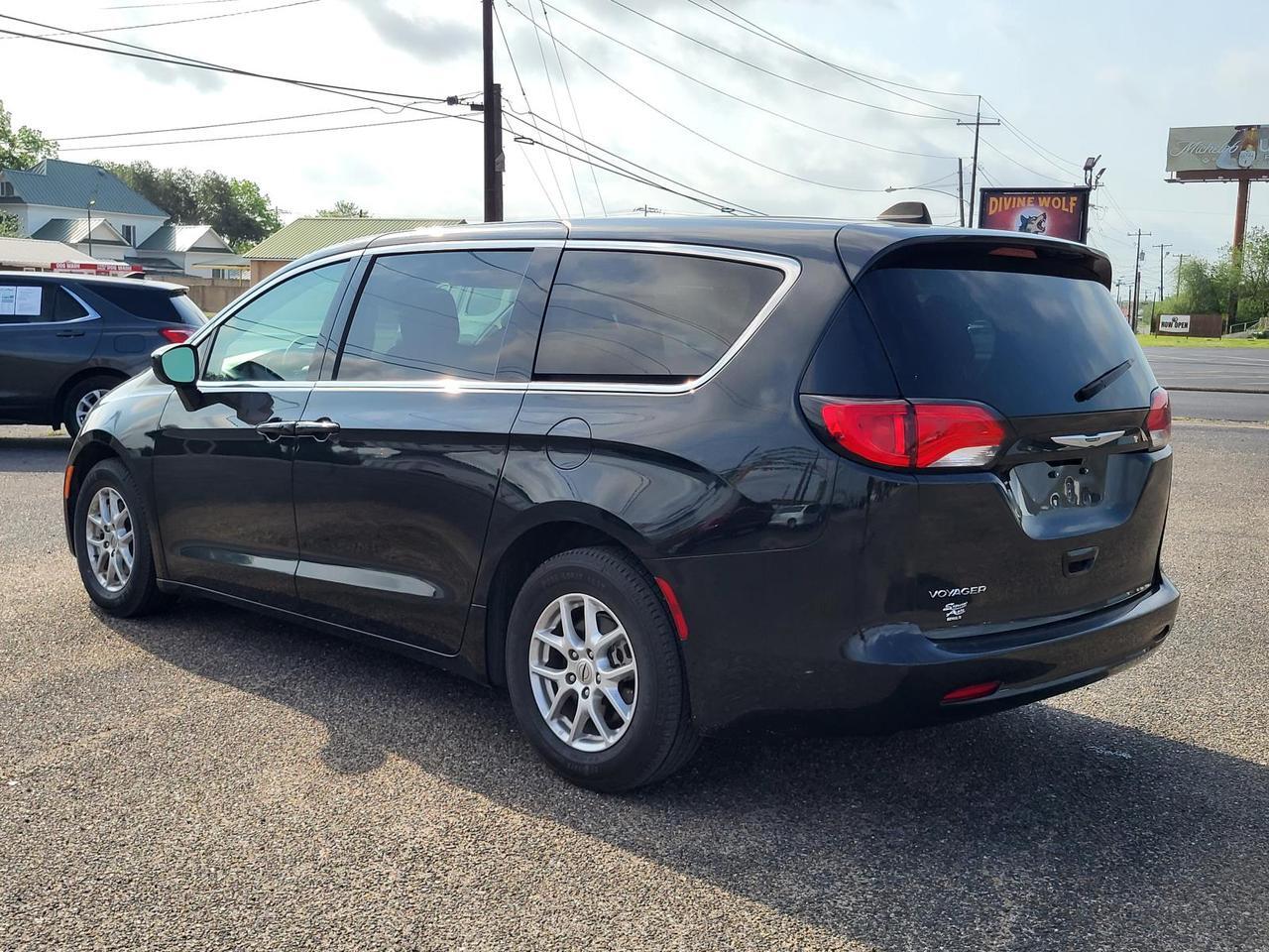 2023 Chrysler Voyager LX FWD Beeville TX