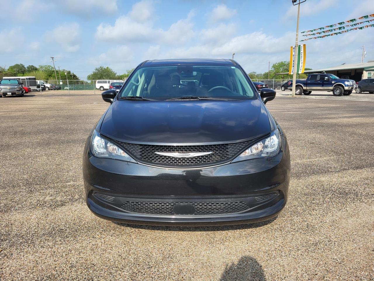 2023 Chrysler Voyager LX FWD Beeville TX