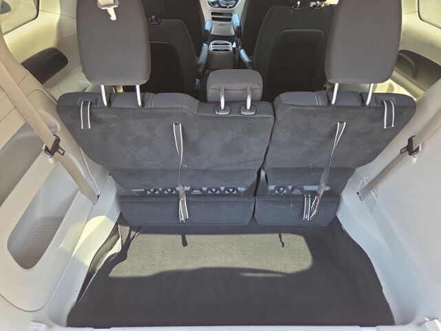 2023 Chrysler Voyager LX Hamburg PA