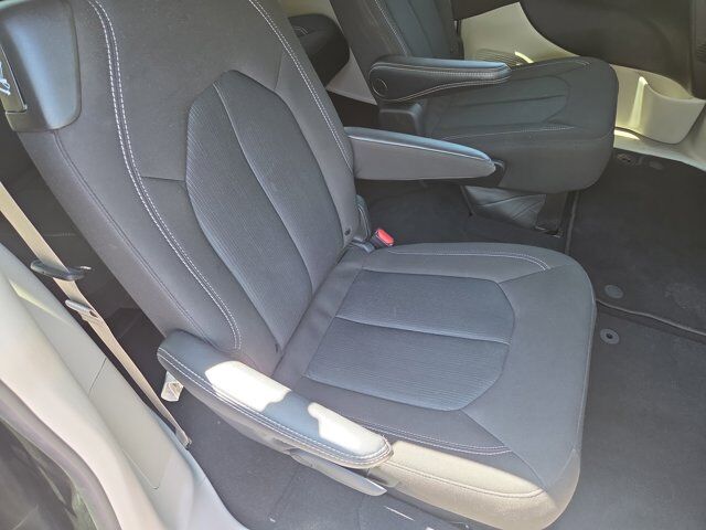 2023 Chrysler Voyager LX Hamburg PA
