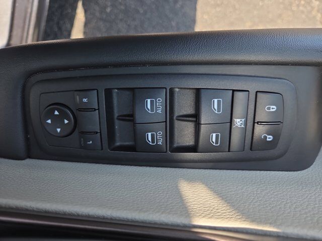 2023 Chrysler Voyager LX Hamburg PA