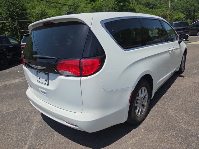 2023 Chrysler Voyager LX Hamburg PA