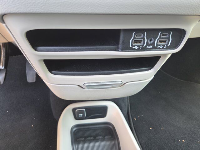 2023 Chrysler Voyager LX Hamburg PA