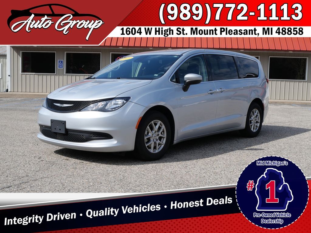 2023 Chrysler Voyager LX