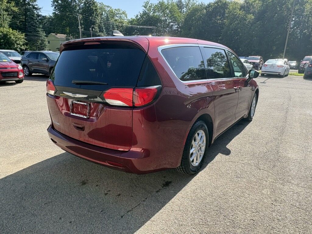 2023 Chrysler Voyager LX Owego NY