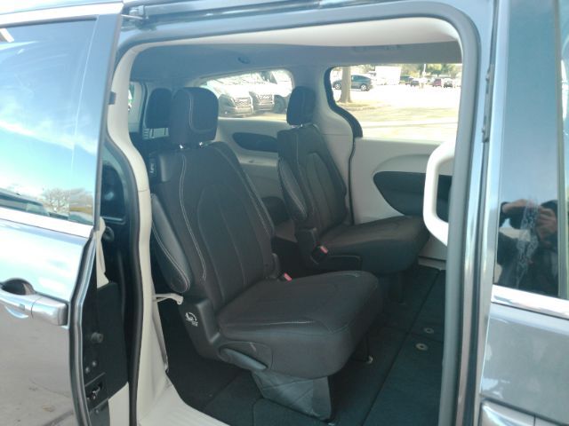 2023 Chrysler Voyager LX Plano TX