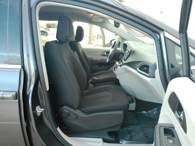 2023 Chrysler Voyager LX Plano TX