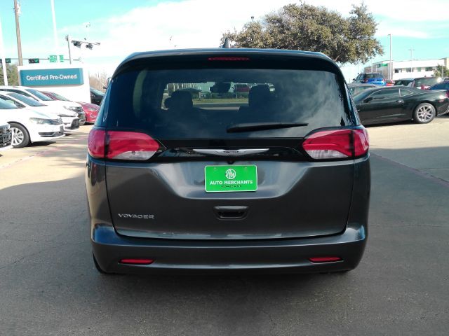 2023 Chrysler Voyager LX Plano TX