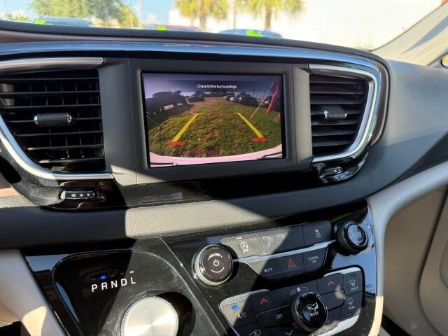 2023 Chrysler Voyager LX Punta Gorda FL