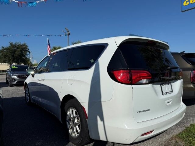 2023 Chrysler Voyager LX Punta Gorda FL