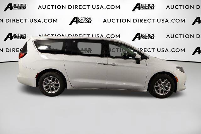 2023 Chrysler Voyager LX Raleigh NC