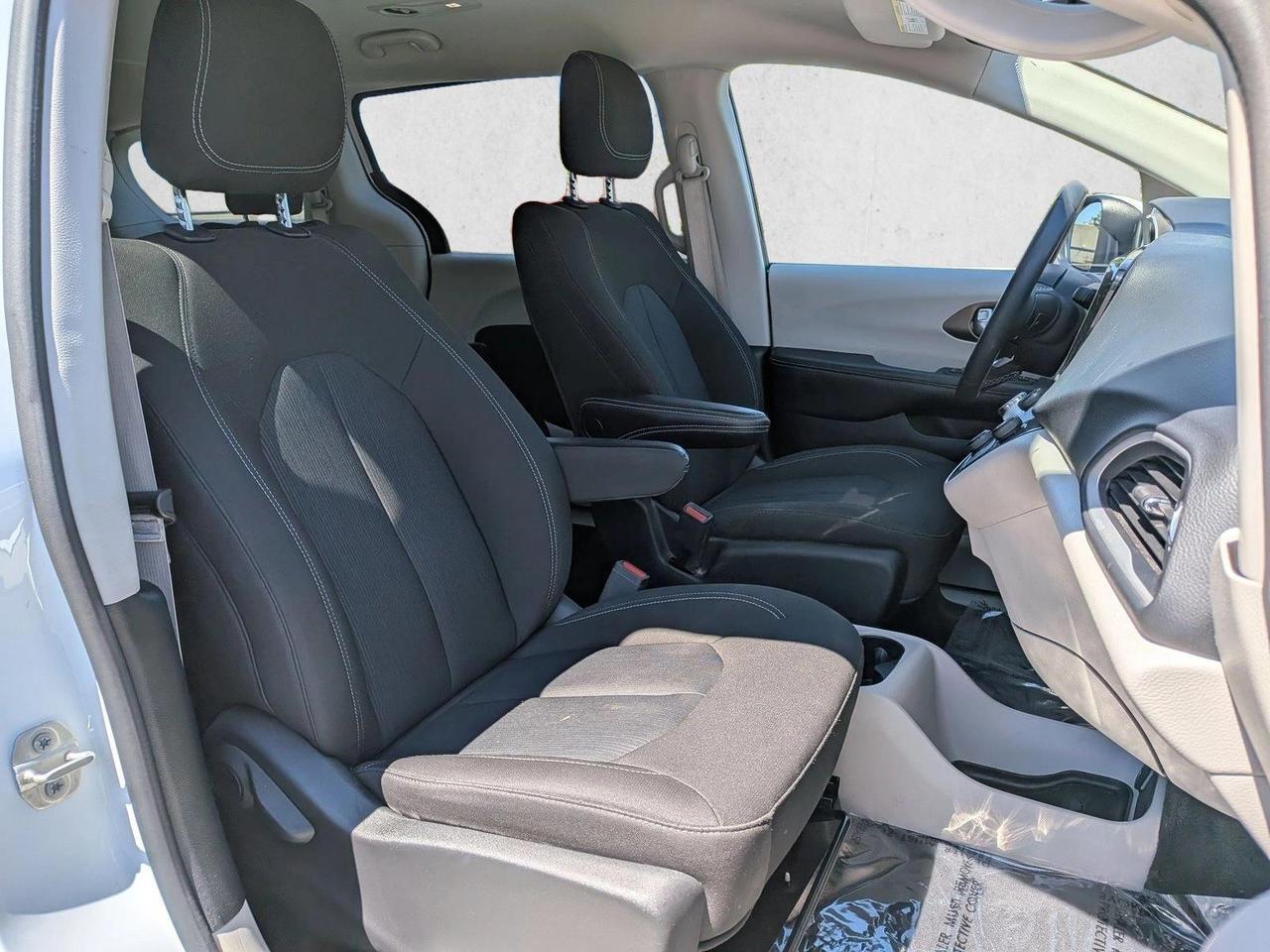 2023 Chrysler Voyager LX Roseville CA