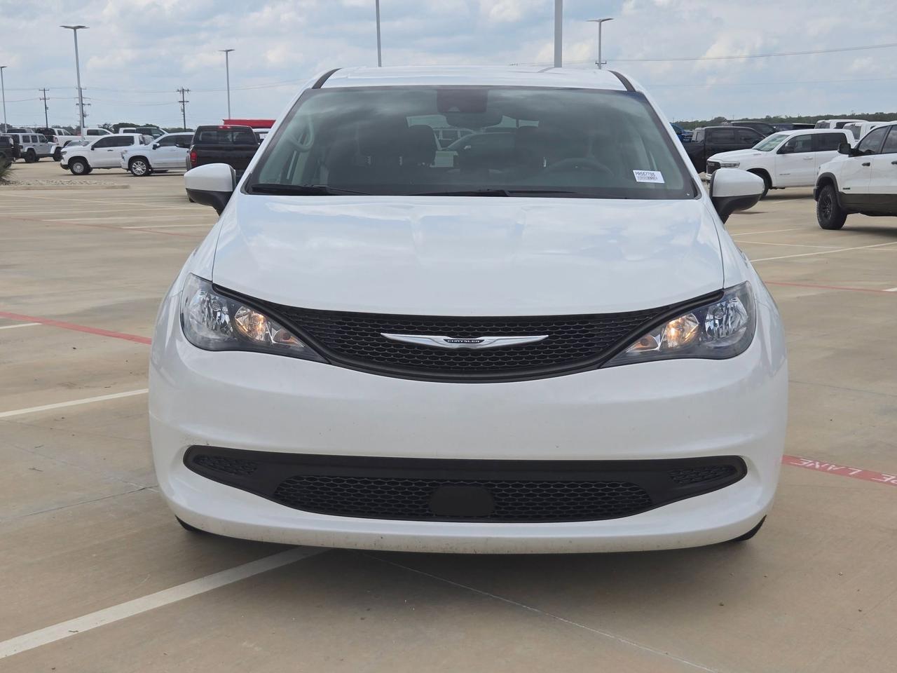 2023 Chrysler Voyager LX Castroville TX