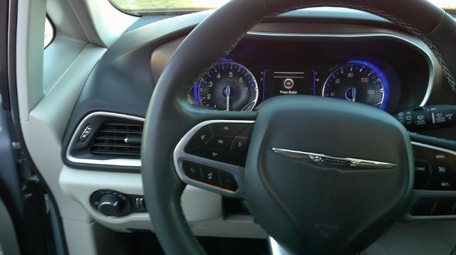 2023 Chrysler Voyager LX San Antonio TX