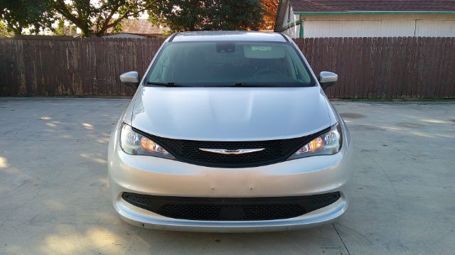 2023 Chrysler Voyager LX San Antonio TX