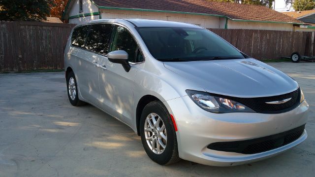 2023 Chrysler Voyager LX San Antonio TX