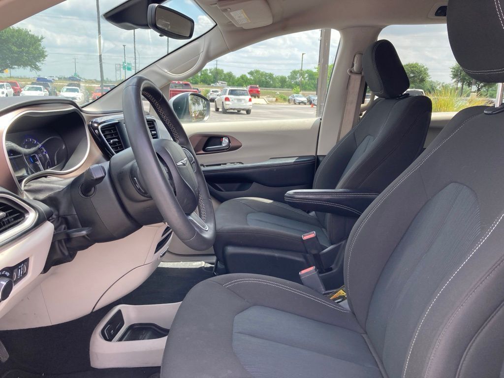 2023 Chrysler Voyager LX San Antonio TX
