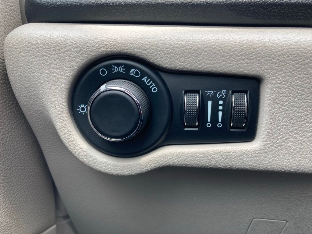 2023 Chrysler Voyager LX San Antonio TX