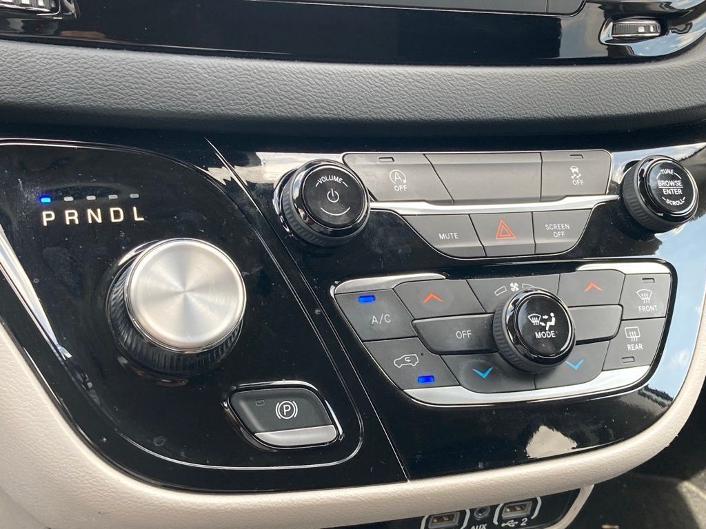 2023 Chrysler Voyager LX San Antonio TX