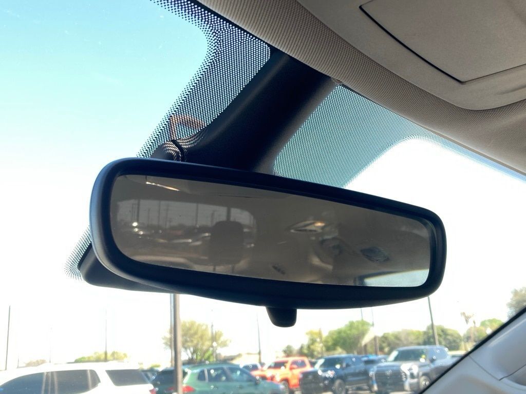 2023 Chrysler Voyager LX San Antonio TX