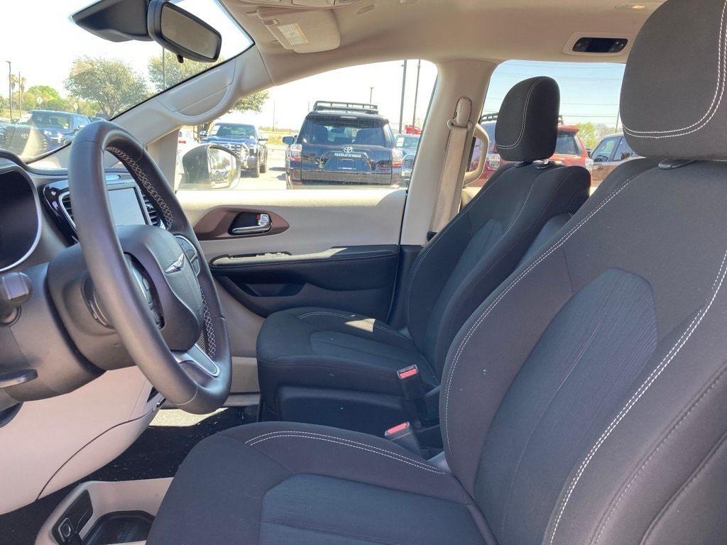 2023 Chrysler Voyager LX San Antonio TX