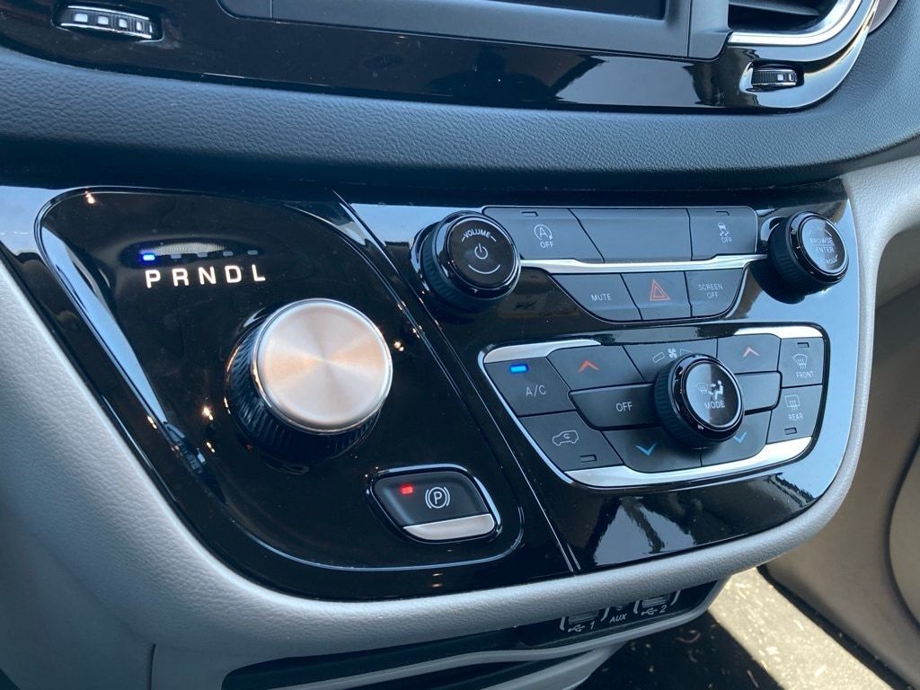 2023 Chrysler Voyager LX San Antonio TX