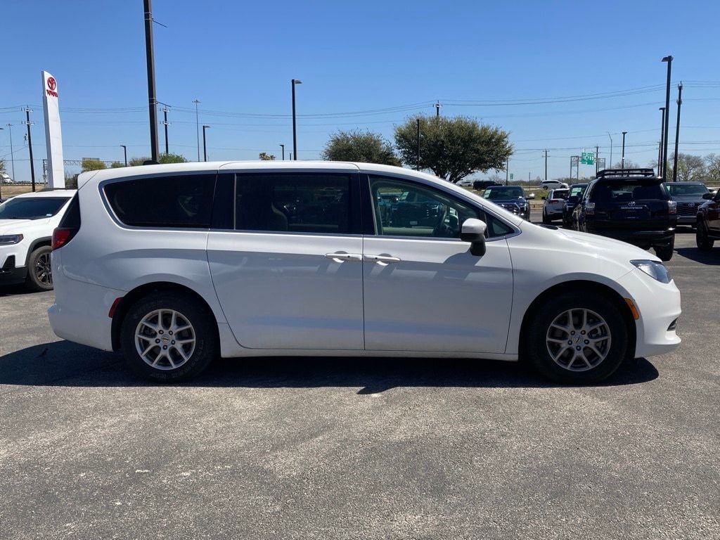 2023 Chrysler Voyager LX San Antonio TX