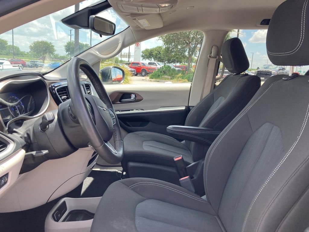 2023 Chrysler Voyager LX San Antonio TX