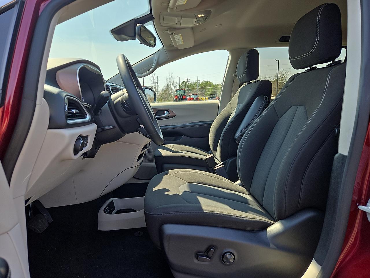 2023 Chrysler Voyager LX Vineland NJ