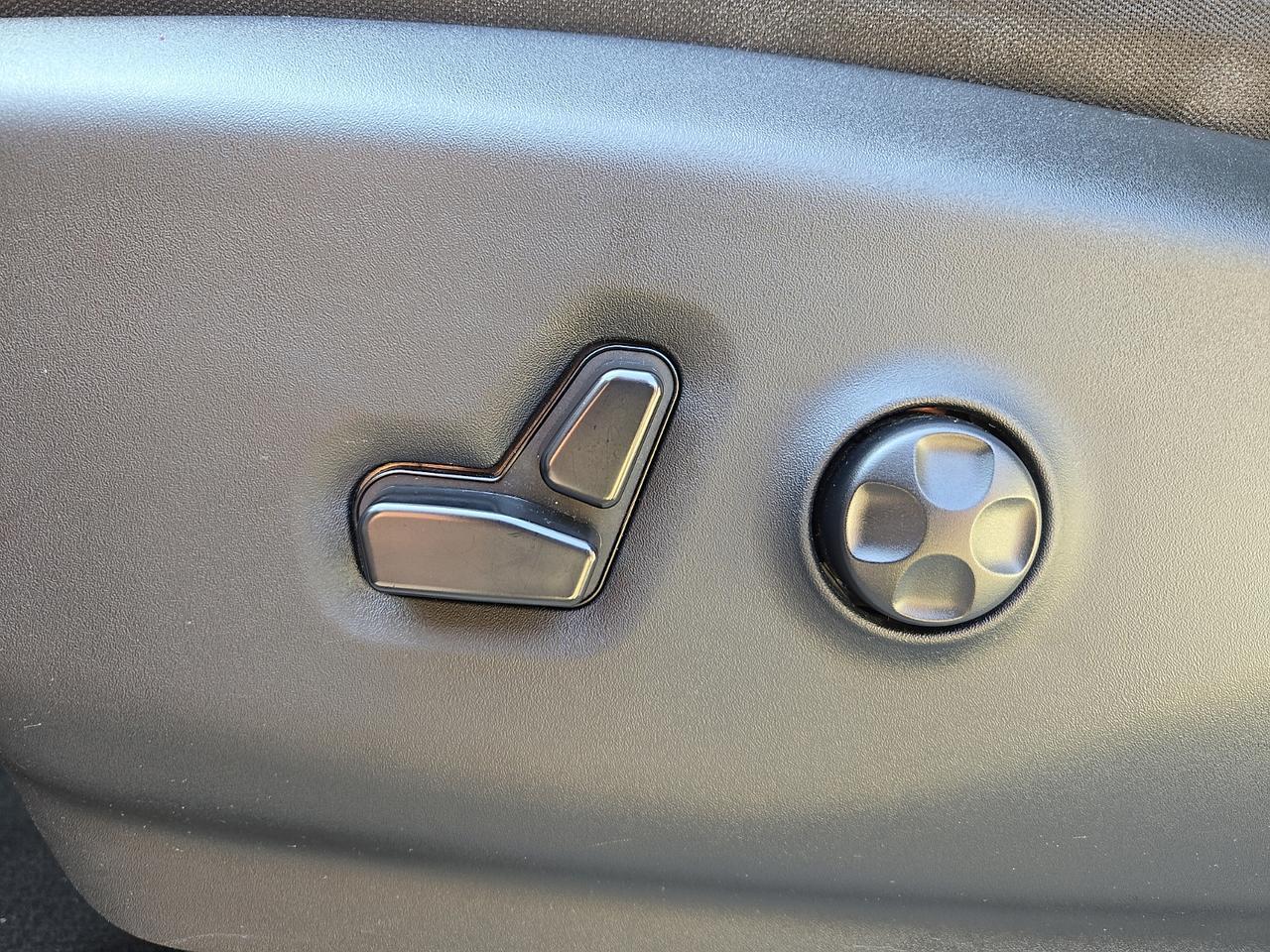 2023 Chrysler Voyager LX Vineland NJ